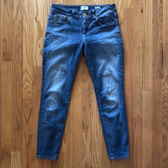 Closed sz 26 Baker Cropped medium wash zip fly good pre owned condition - Picture 1 of 9